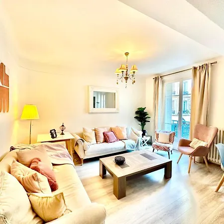 Invalides Eiffel Towel Beaugrenelle Apartment Paris