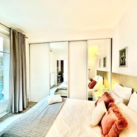 Invalides Eiffel Towel Beaugrenelle Apartment *